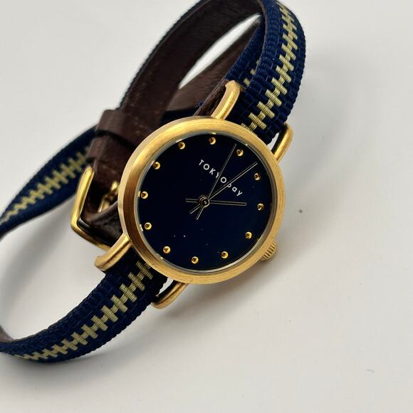 Tokyo Bay Gold Tone Blue Dial St. Steel 28mm Women’s Watch Working New Battery - Picture 5 of 8